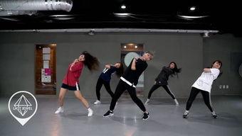 欧美服装舞蹈视频大全