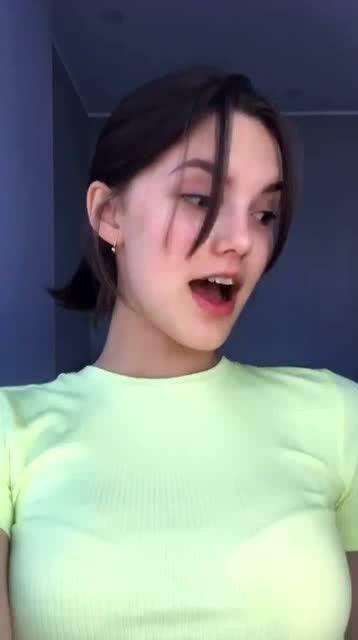 襄阳欧美小姐姐事件视频,网络热议背后的真相揭秘