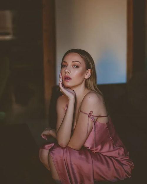 辣妹欧美舞蹈视频,动感节奏下的青春活力演绎