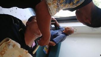 欧美光脚白袜帅哥视频,时尚潮流下的独特魅力