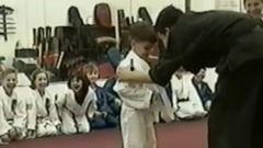 欧美采访搞笑视频下载,笑料百出，欢乐无限